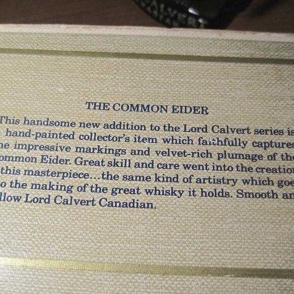 Lord Calvert Canadian 1980 THE COMMON EIDER DUCK Decanter 4th in series EMPTY. - Picture 7 of 7